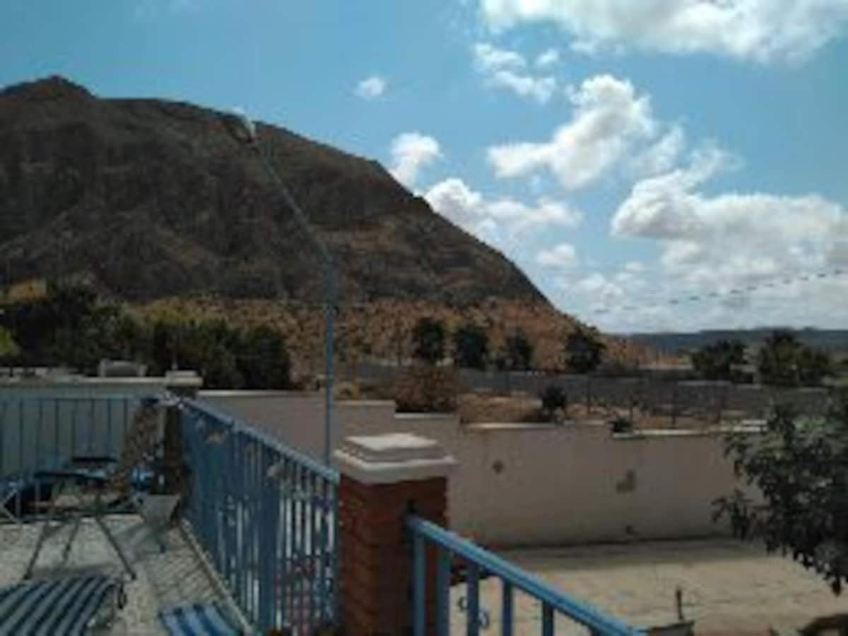 Recovery Mountain 2 Separate Beds In Room B&B Alicante Ngoại thất bức ảnh