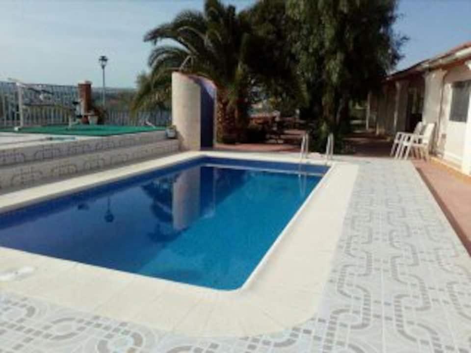 Recovery Mountain 2 Separate Beds In Room B&B Alicante Ngoại thất bức ảnh