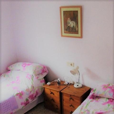Recovery Mountain 2 Separate Beds In Room B&B Alicante Ngoại thất bức ảnh